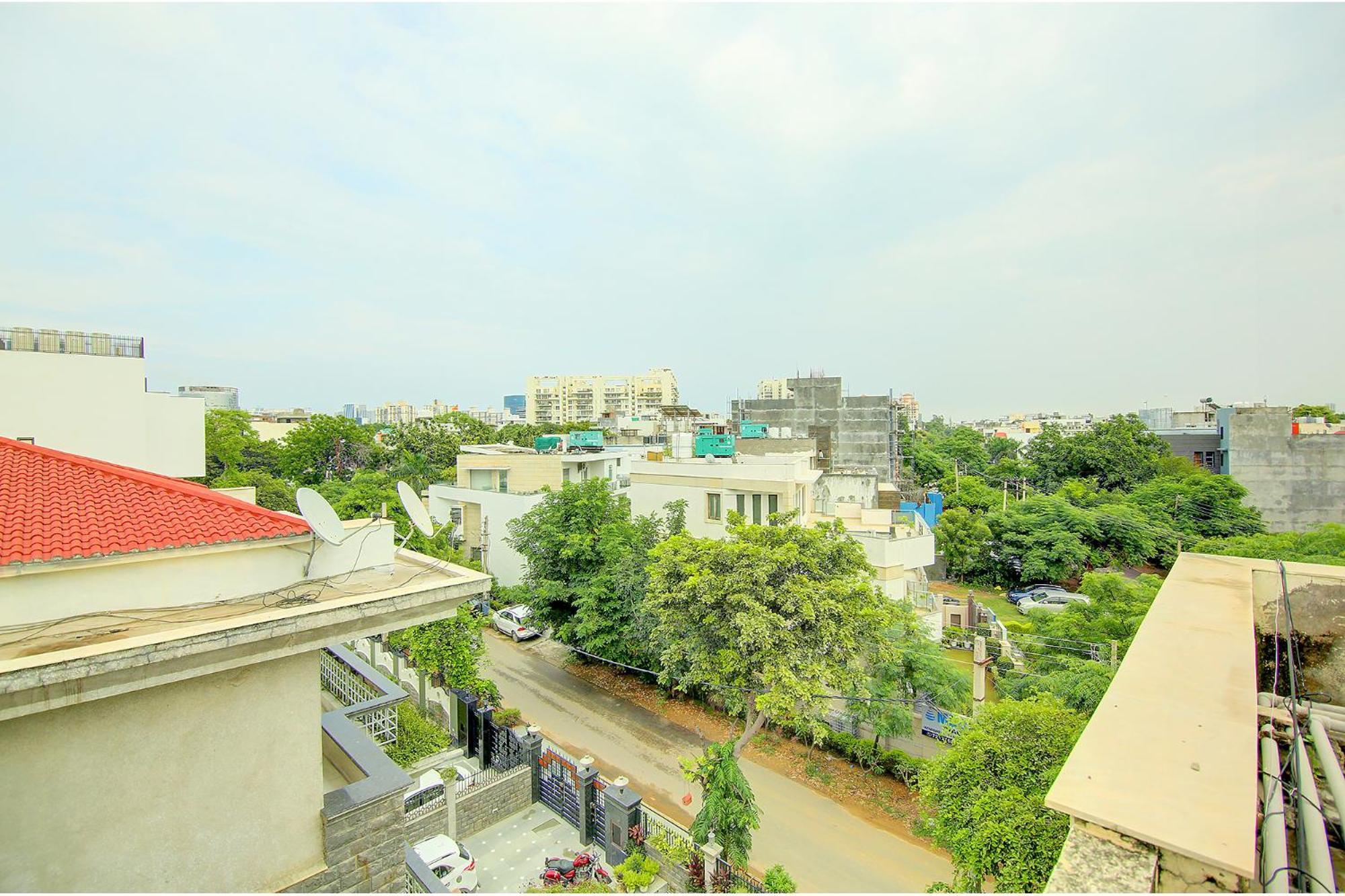 Fabhotel Phoenix Hospitality Gurgaon Exterior photo